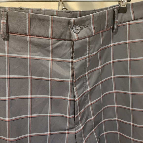 Cypress Club Performance Grey plaid chino Golf shorts size 38 - Picture 3 of 10